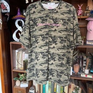 Mayfair Group camouflage Tumblr got me through it tee sz medium / large